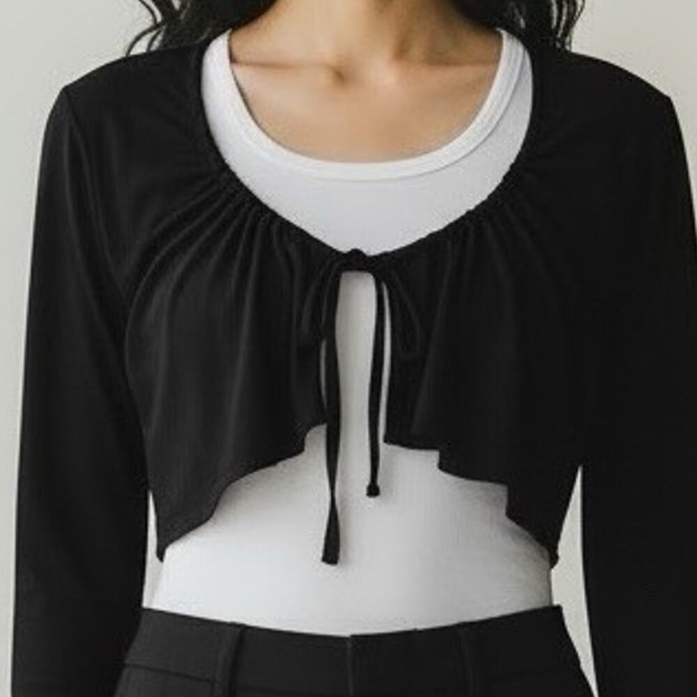 Evelin Brandt Cropped Cinch Tie Cardigan size 6 Black Slinky Knit Minimalist